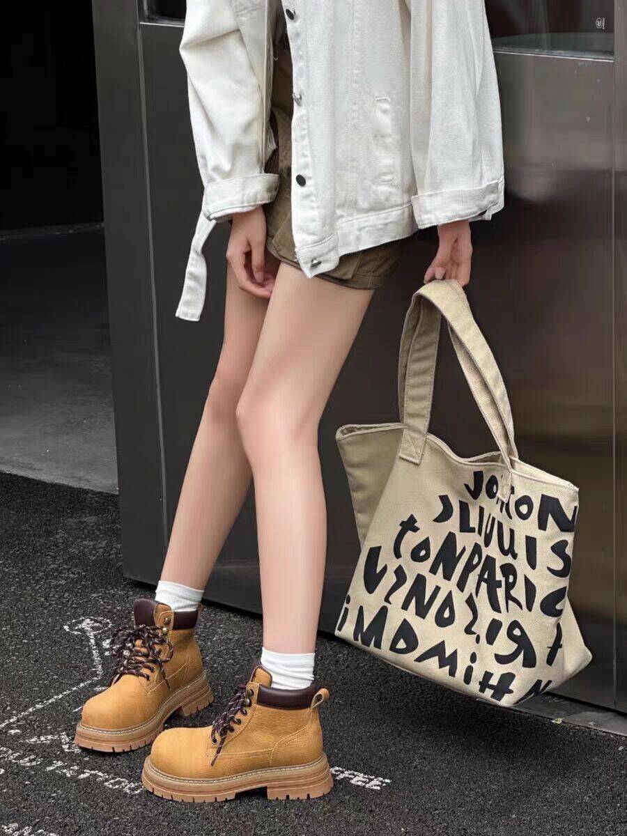 87610女胶粘防滑秋冬马丁靴短筒堆堆靴靴子时尚女鞋休闲