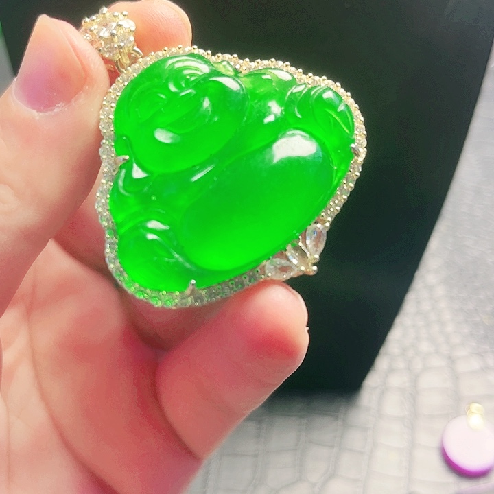 颈饰14K金镶嵌翡翠