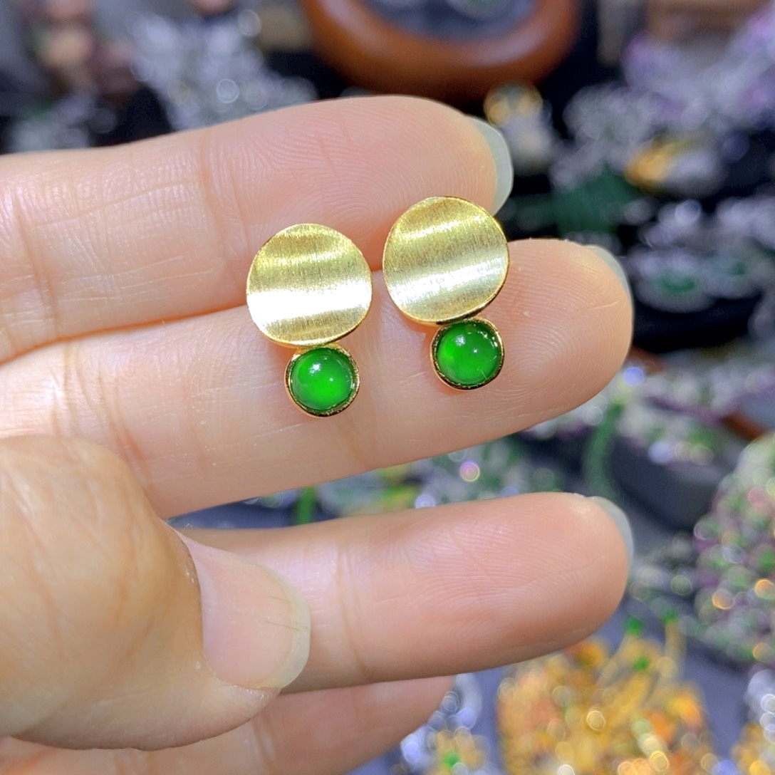 翡翠颈饰银S925镶嵌天然翡翠