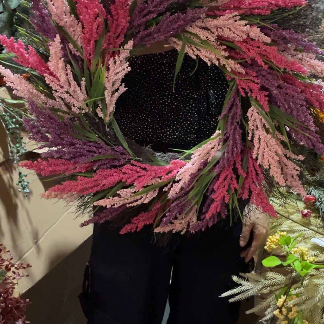 陶瓷花瓶，仿真绿植。