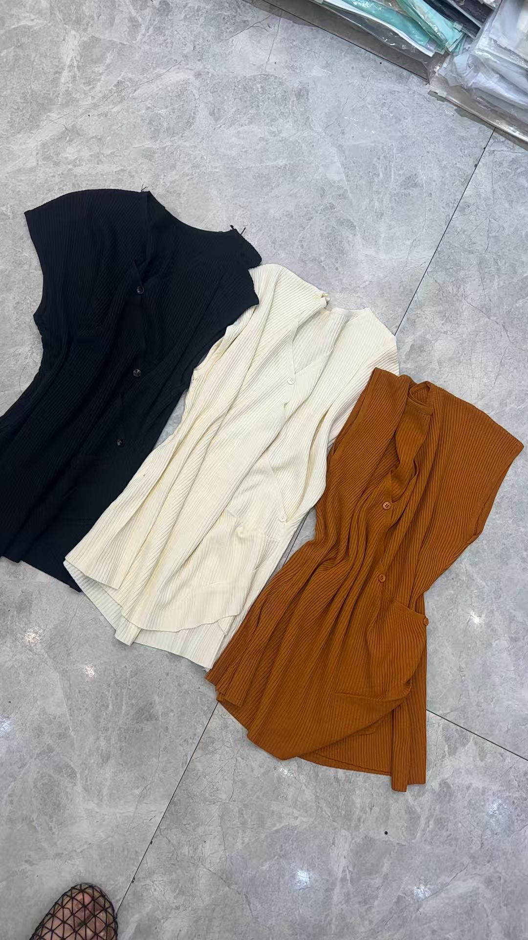 2025新款韩系女款百搭上衣