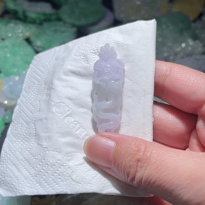 颈饰未镶嵌翡翠天