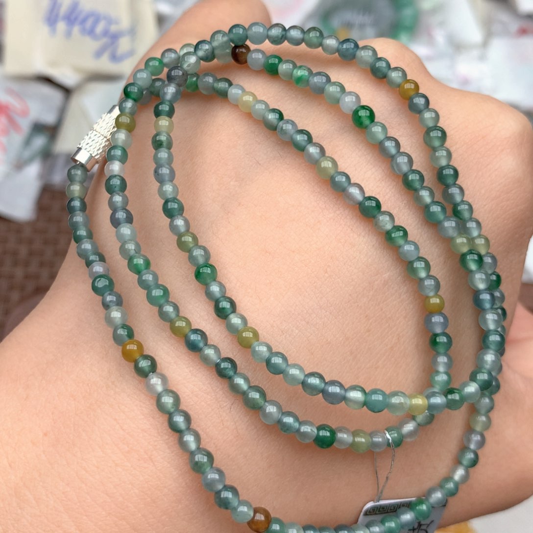 未镶嵌挂件翡翠….