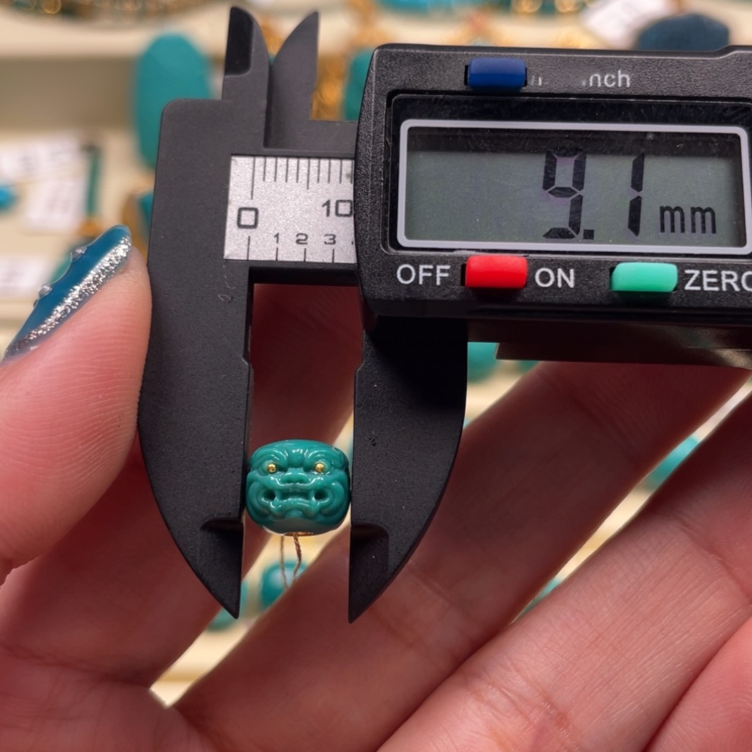 绿松石珠宝奇石18K金镶嵌