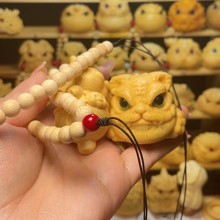 维***m虎蟾竹链+背包小猪竹链+油刷