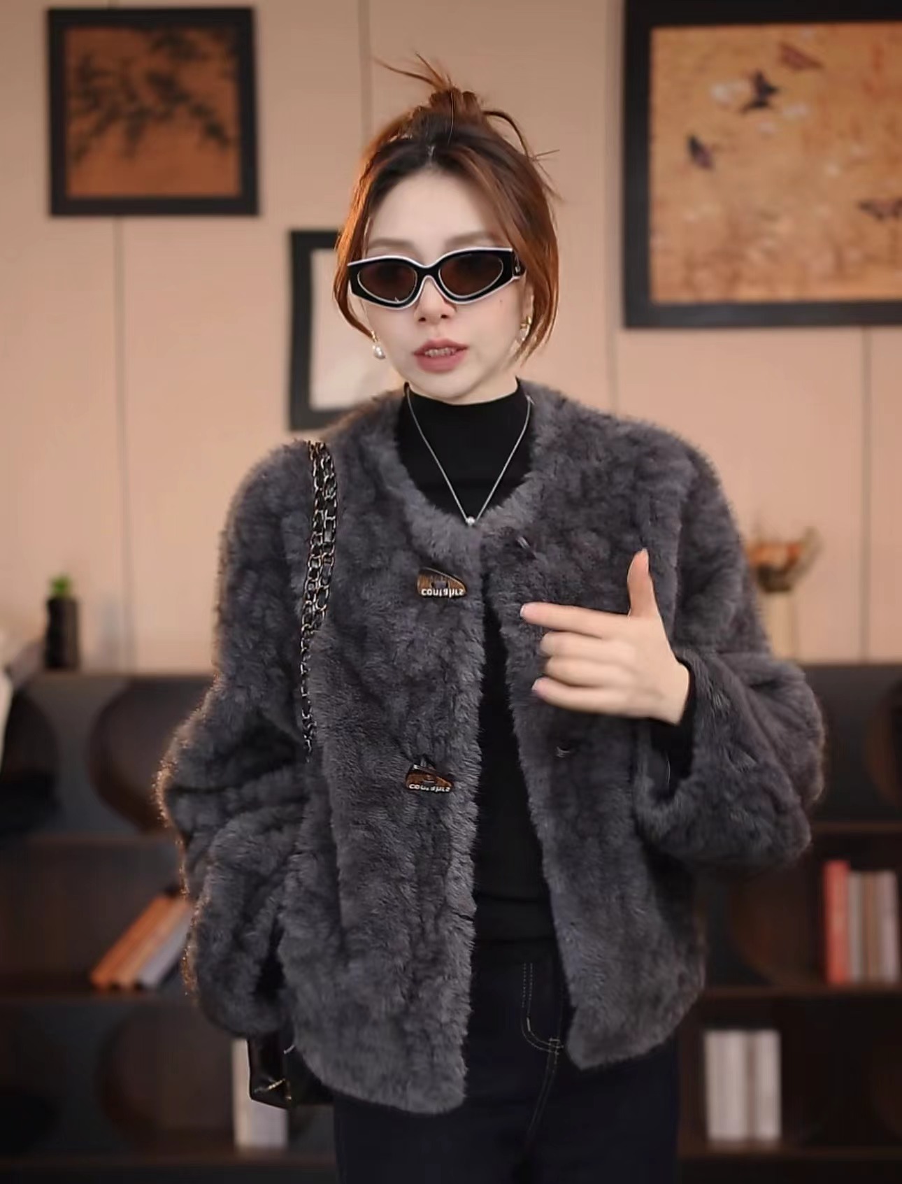 【灿灿】灰紫色女士短款毛毛外套设计师冬季气质精致-BDP95233