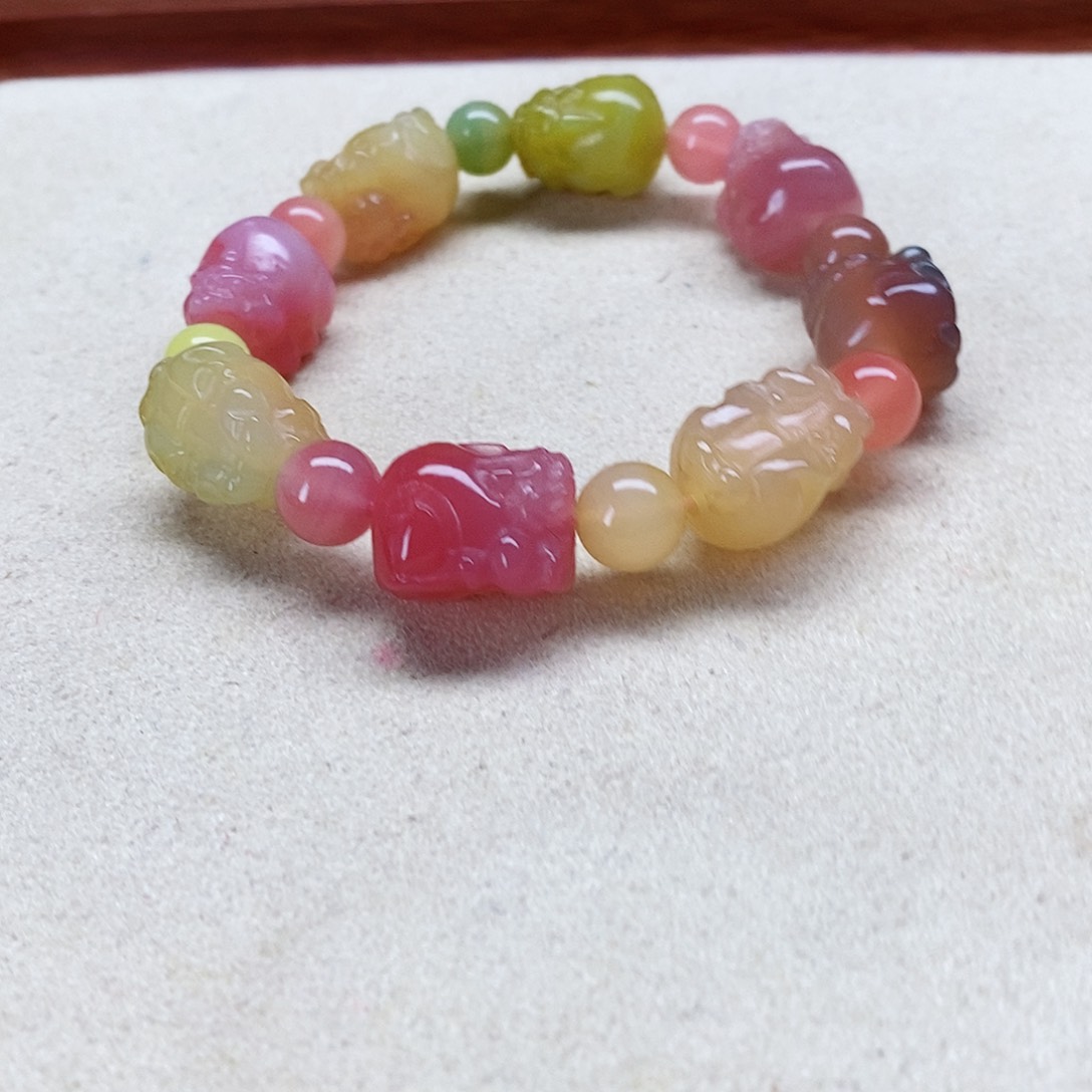 玛瑙手饰未镶嵌花***依盐源056