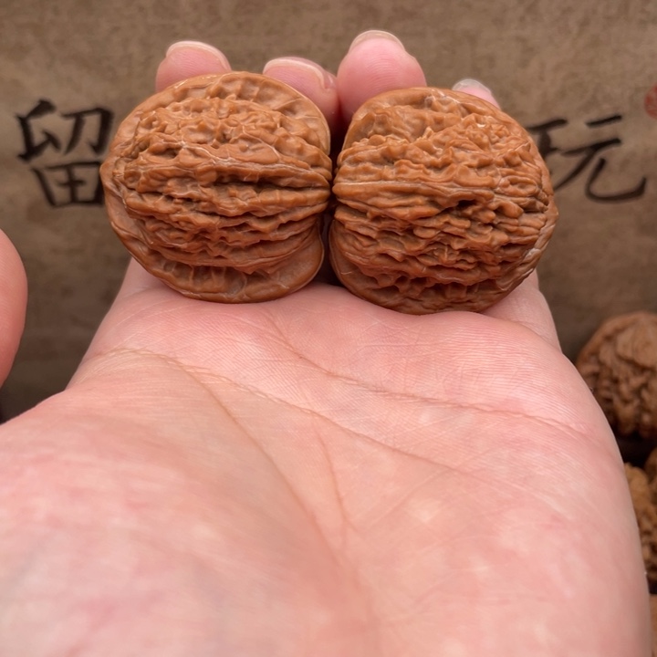 把件文玩核桃36三角楼