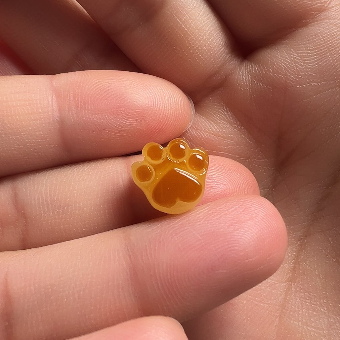 蜜蜡颈饰未镶嵌熊掌（打孔不退换）