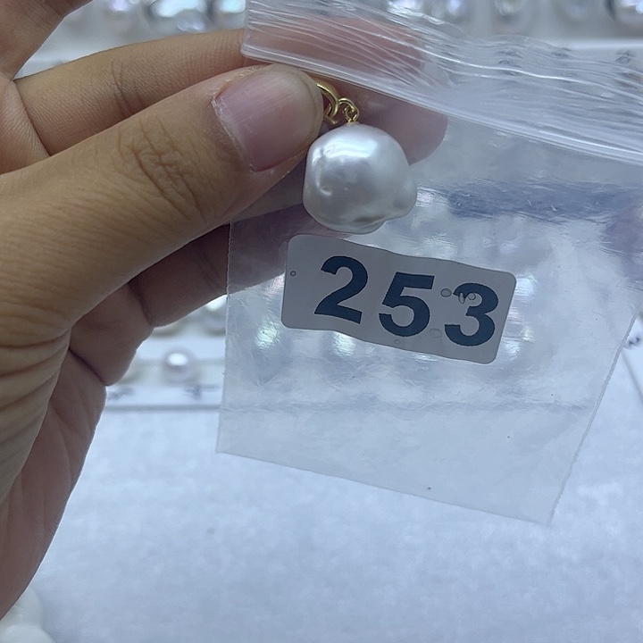 淡水珍珠银S925镶嵌颈饰