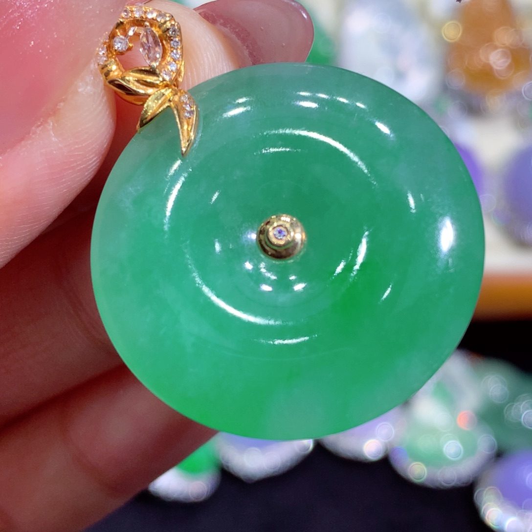 翡翠18K金镶嵌吊坠(不含链)