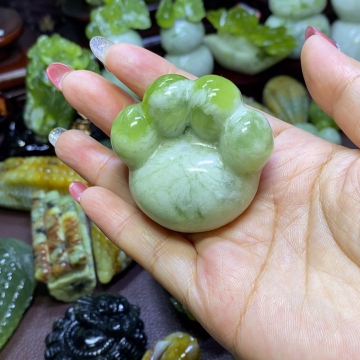 【闪购商品】蛇纹石玉手把件未镶嵌