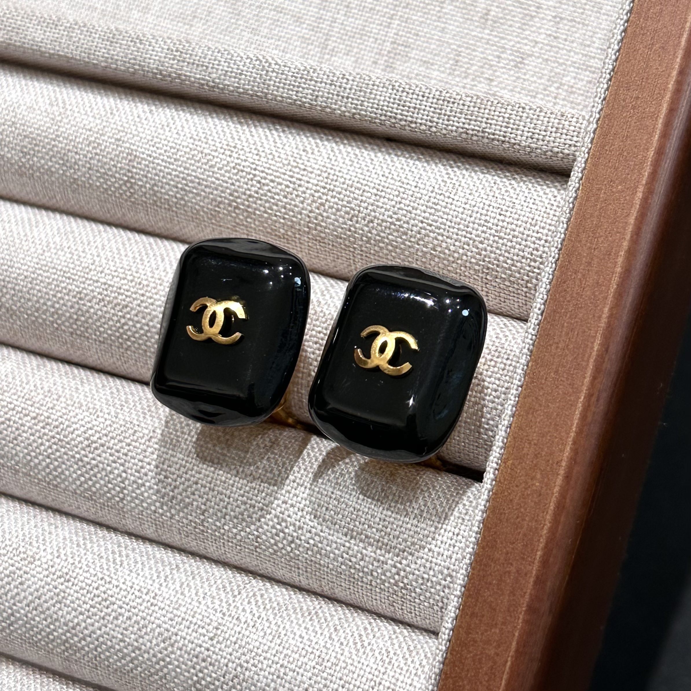 95新 Chanel/香奈儿 黑金双C方糖耳夹 RB1122024