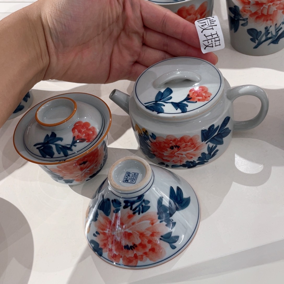 釉下手绘茶具微瑕