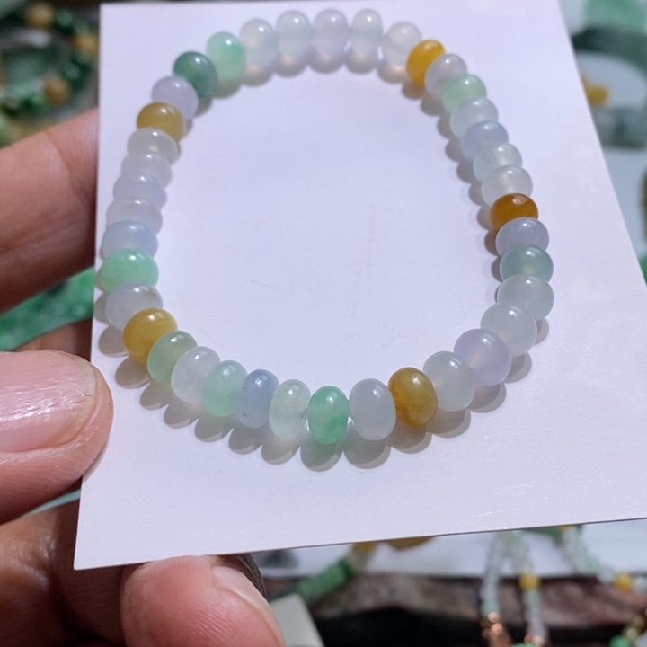 宝***宝未镶嵌定制翡翠毛货