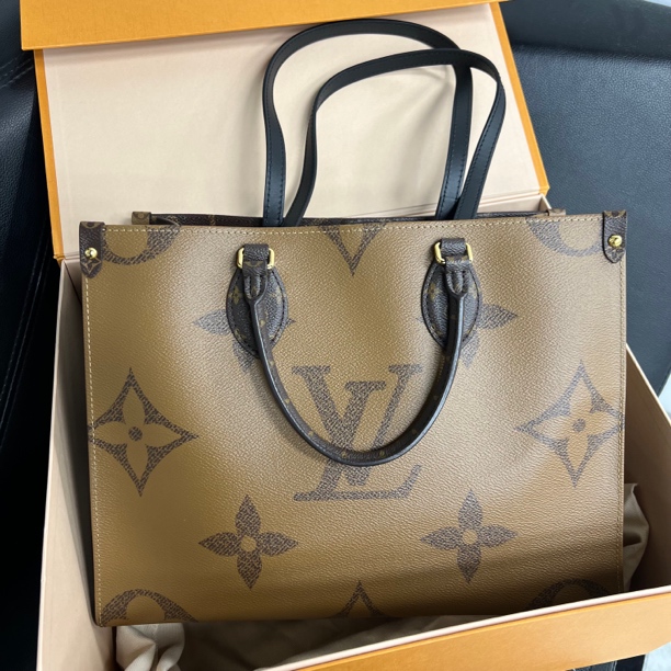 95新 LouisVuitton/路易威登 捐金沉珠/中号onthego单肩