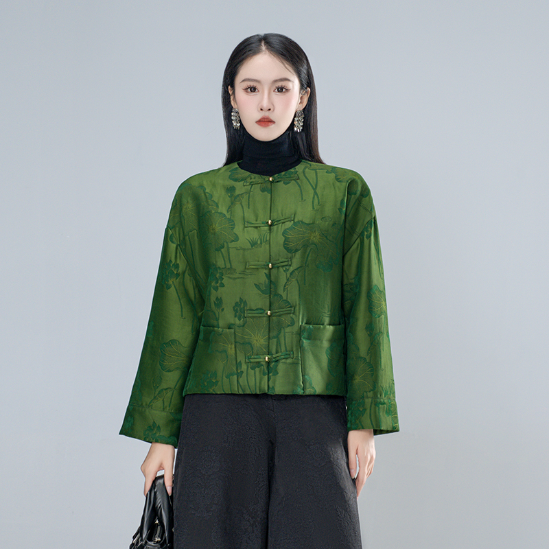 青娘子【荷汀】秋冬新中式国风时尚圆领提花显瘦驼绒保暖棉服61052
