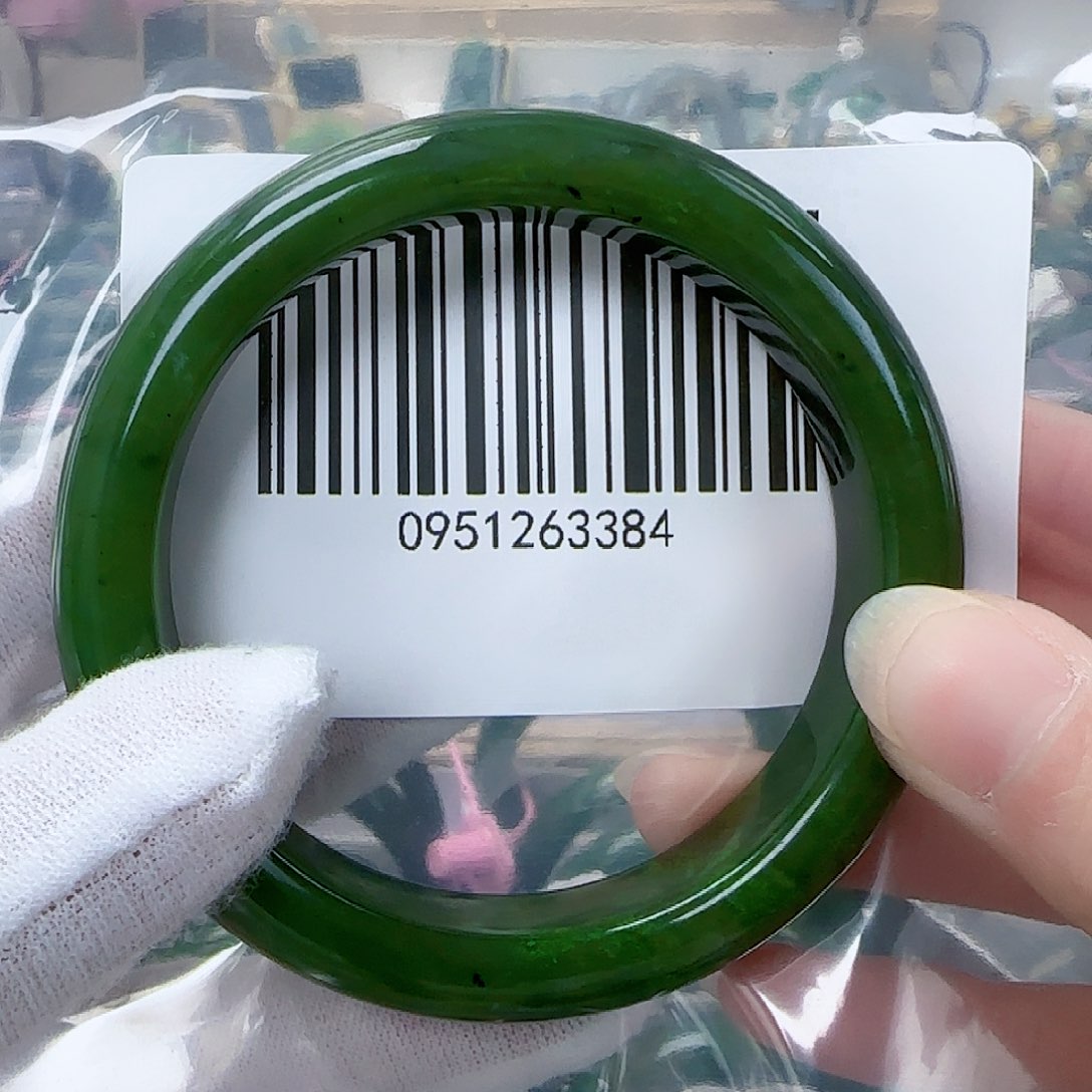 和田玉（碧玉）手镯未镶嵌58