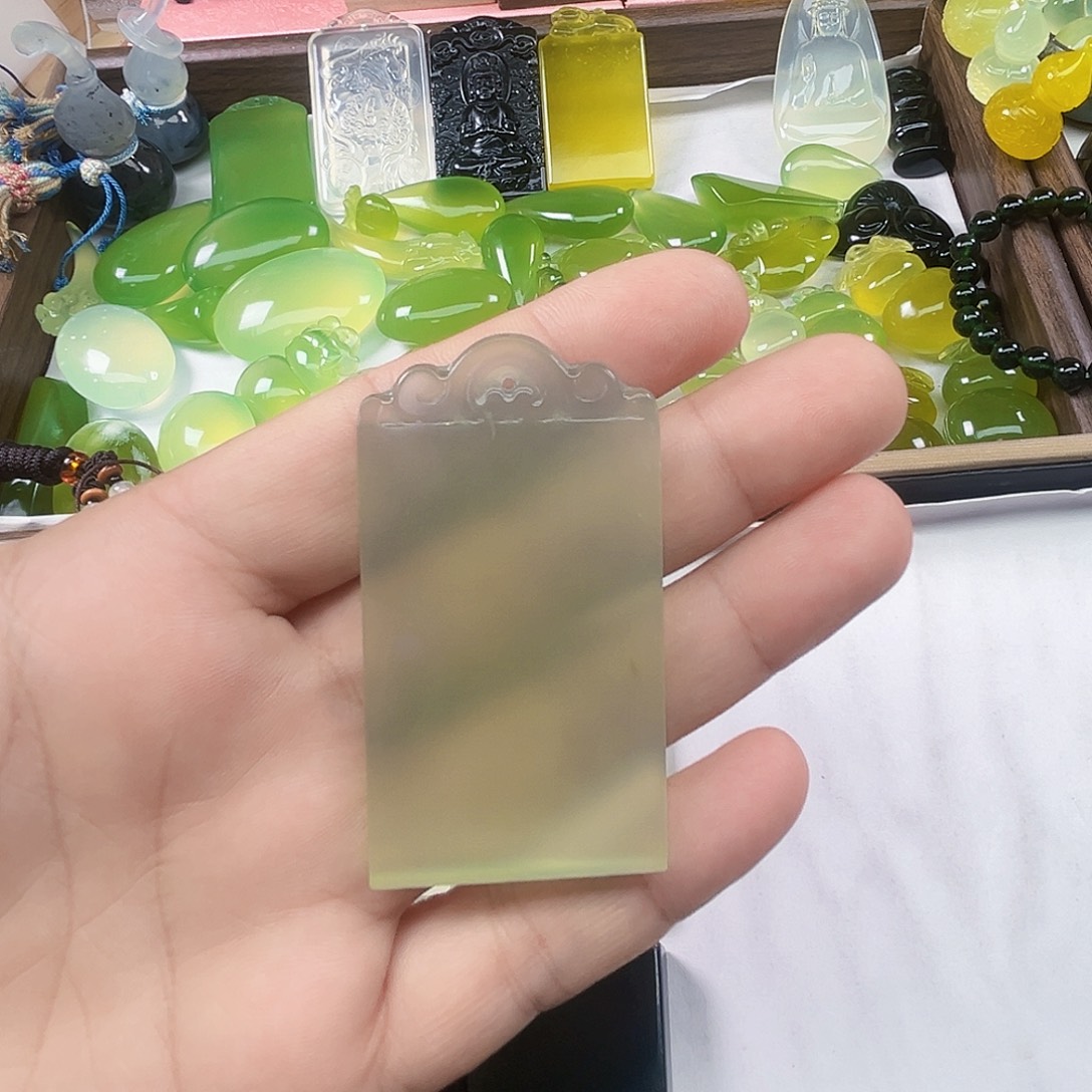 兑***酒岫玉未镶嵌吊坠(不含链)