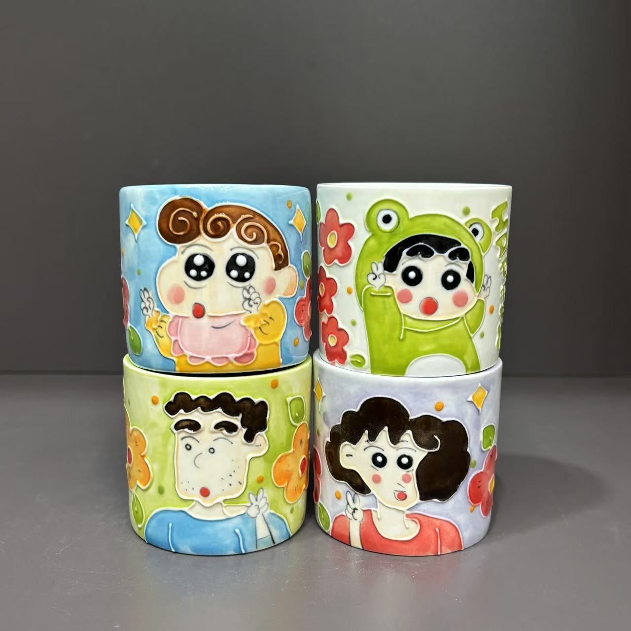 蜡笔小新一家四口四件套水杯