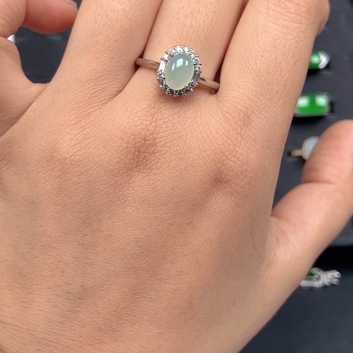 翡翠未镶嵌戒指戒指