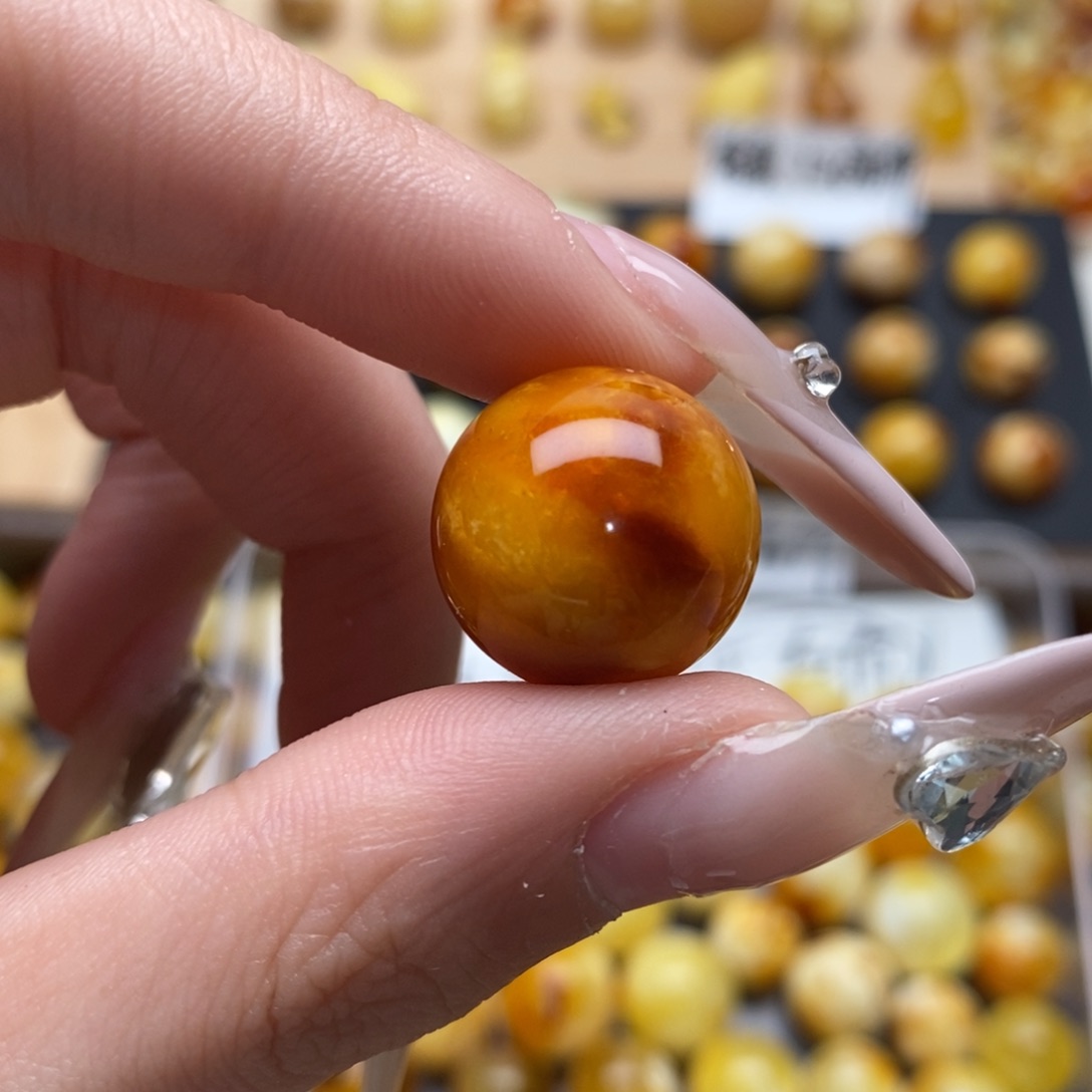 然***然琥珀未镶嵌珠宝奇石蜜蜡
