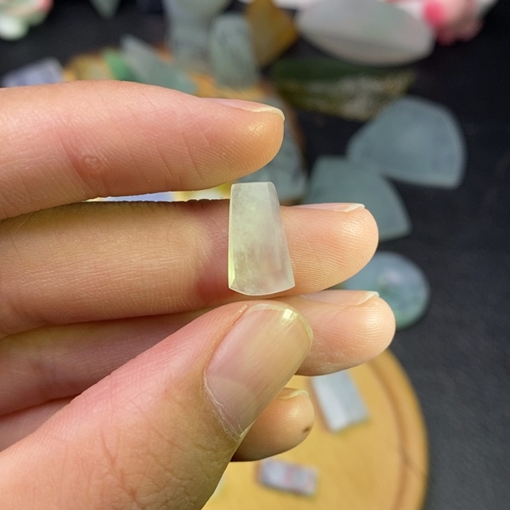 未镶嵌定制翡翠翡翠