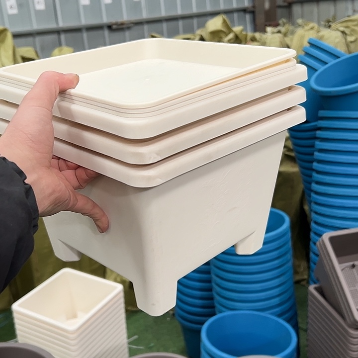 微瑕米白带托盘26外径19高3套