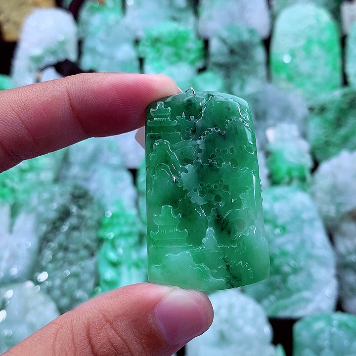 英***子吊坠(不含链)未镶嵌翡翠