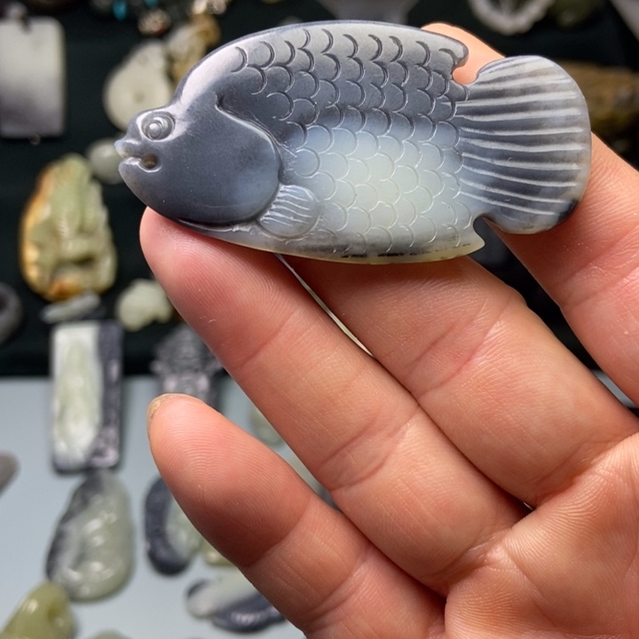 和田玉（糖玉）未镶嵌颈饰