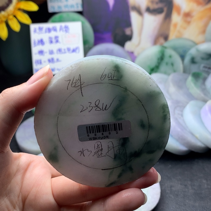 定制翡翠未镶嵌手镯