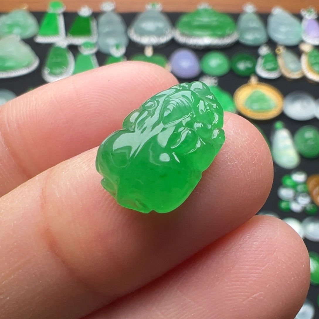 翡翠颈饰未镶嵌貔貅14.2