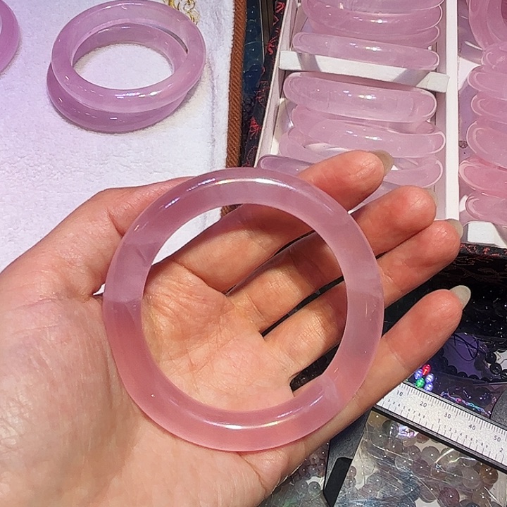 开***心未镶嵌颈饰水晶水晶