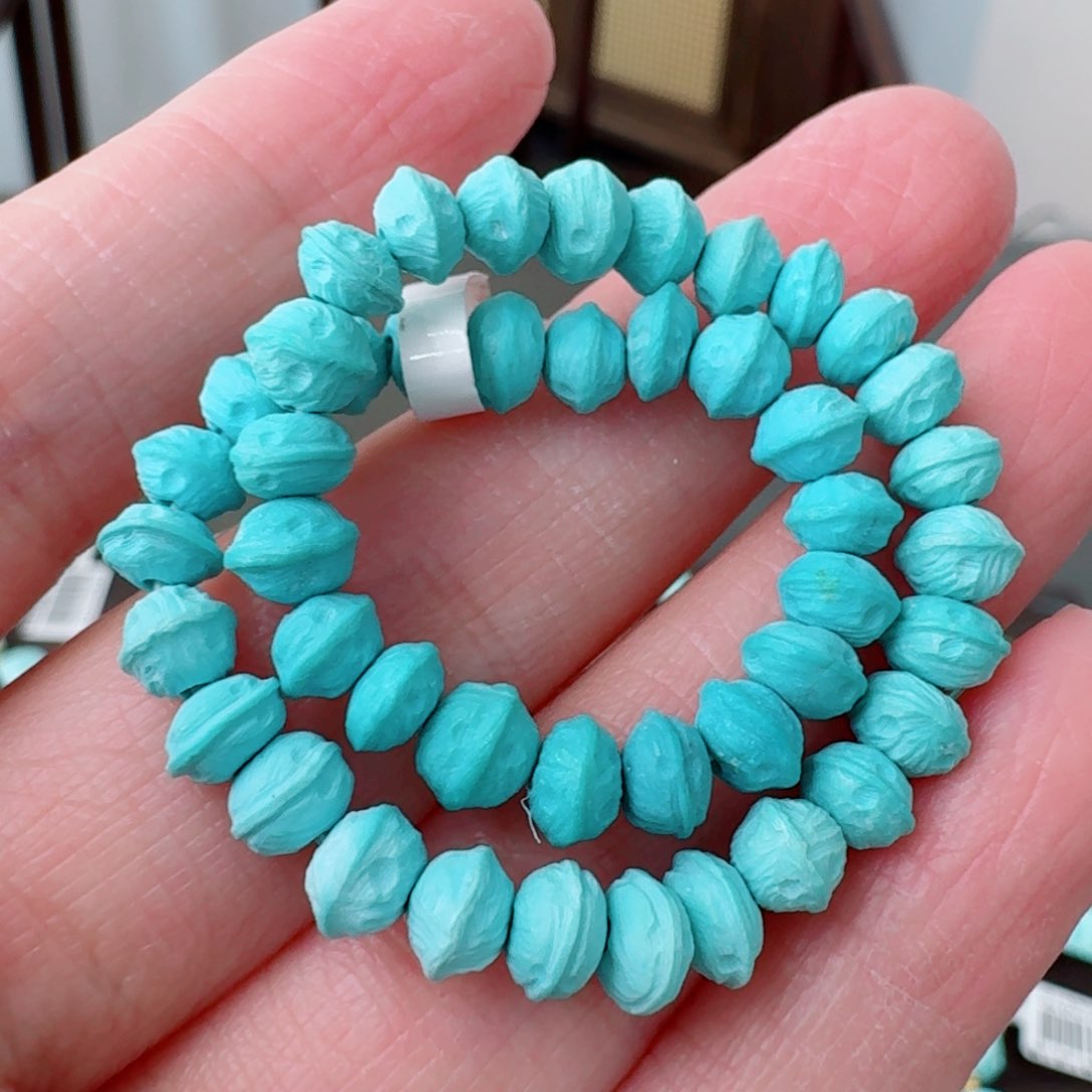 绿松石未镶嵌挂件