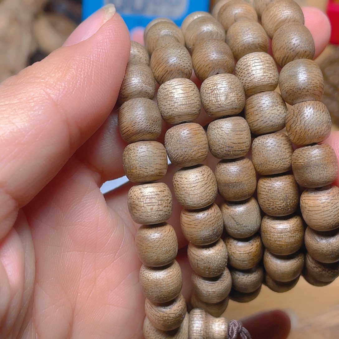 何***为沉香达拉干桶珠多圈手串20克