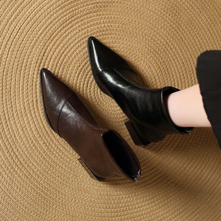 【3厘米】法式尖头弹力瘦瘦靴低跟秋冬新款粗跟复古切尔西短靴女