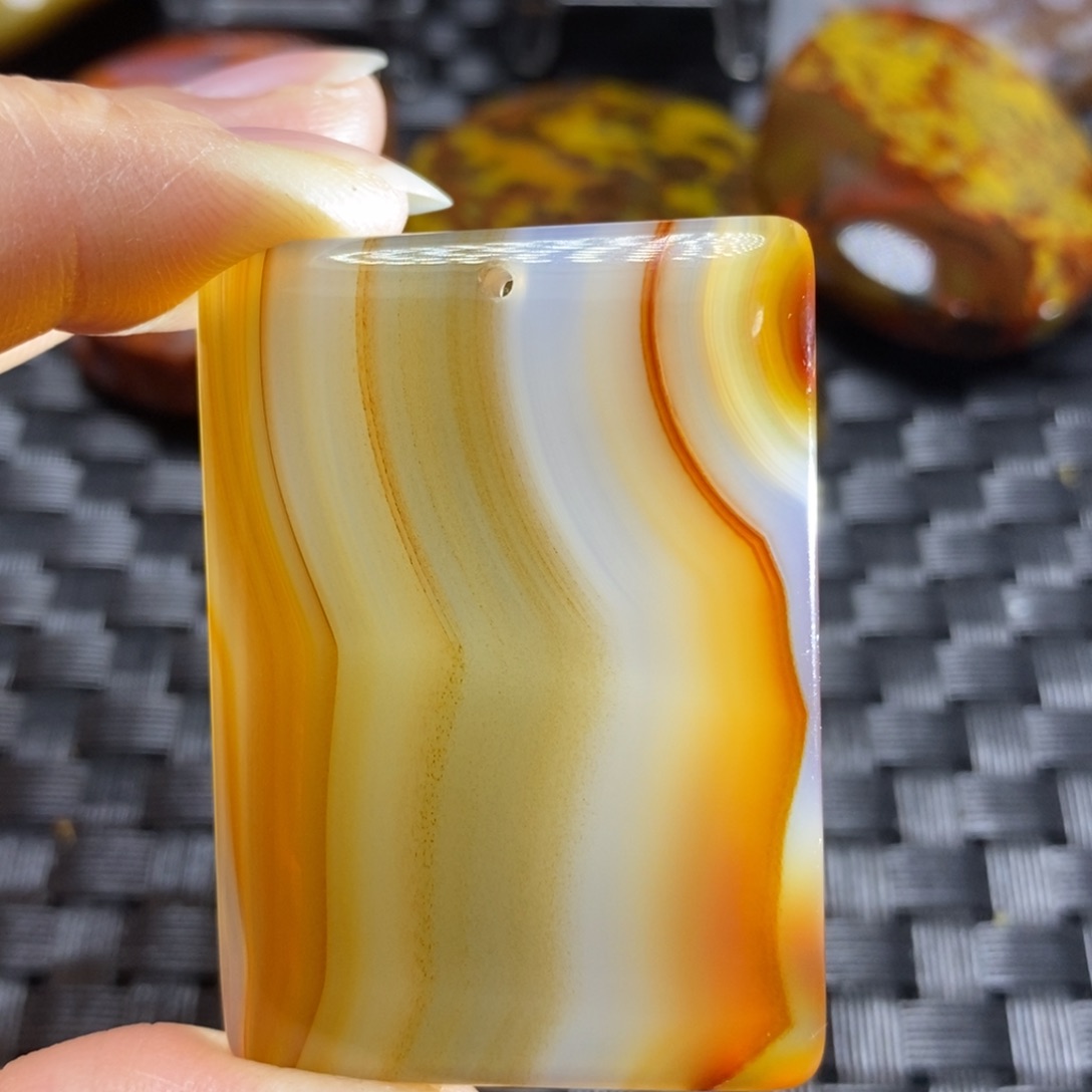 玛瑙/玉髓挂件未镶嵌