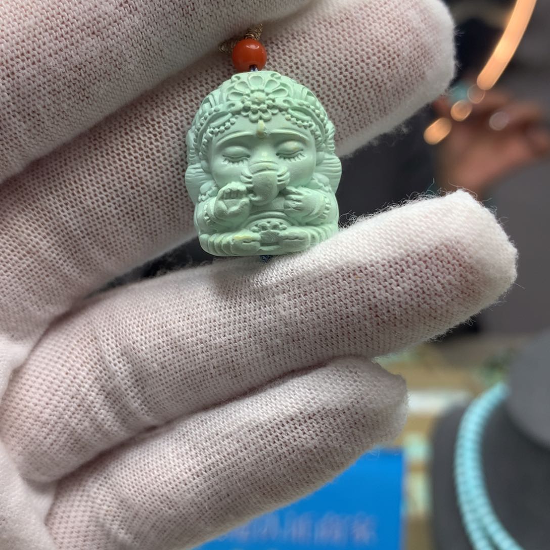 绿松石挂件未镶嵌