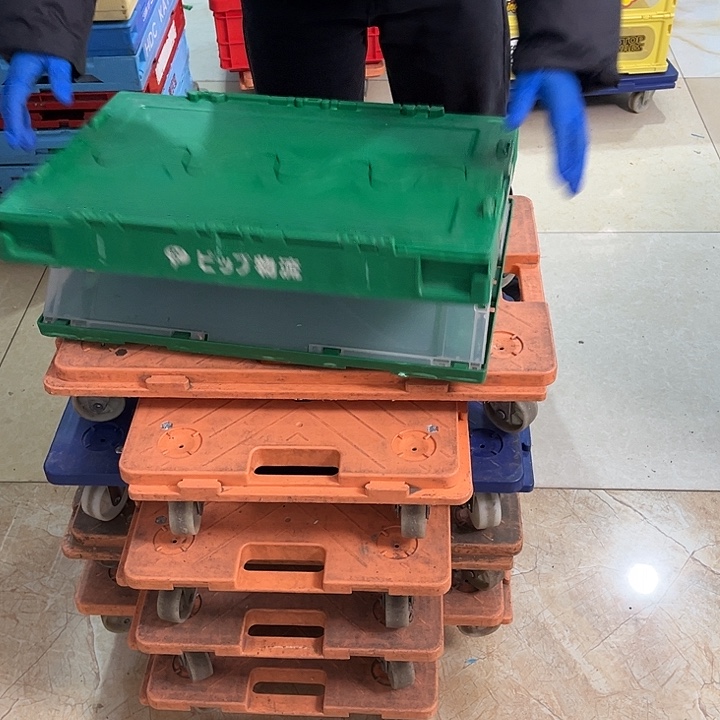 鱼***生厚款家用五金工具箱1个带盖
