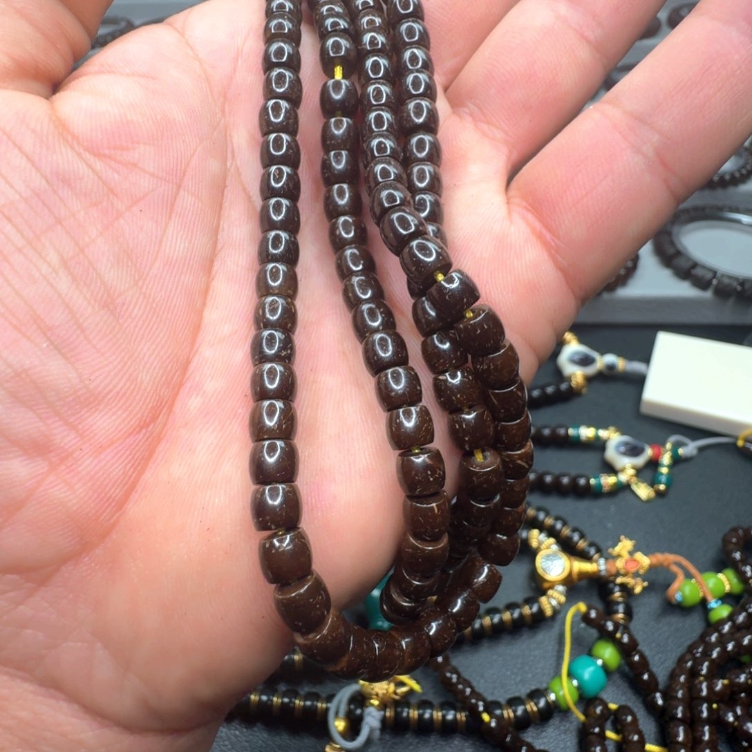 亿***袁椰蒂吊坠印尼原生态精工椰蒂6x5直切长串