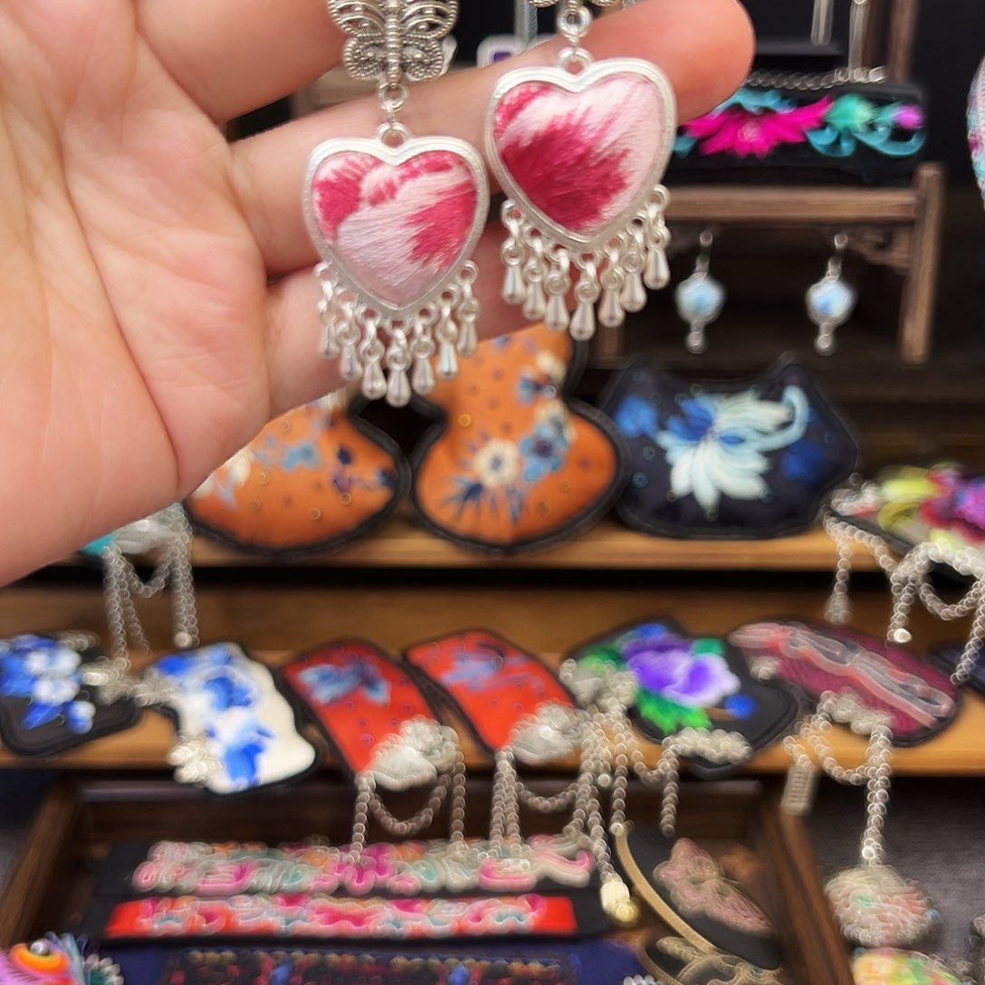 织绣手工刺绣工艺品