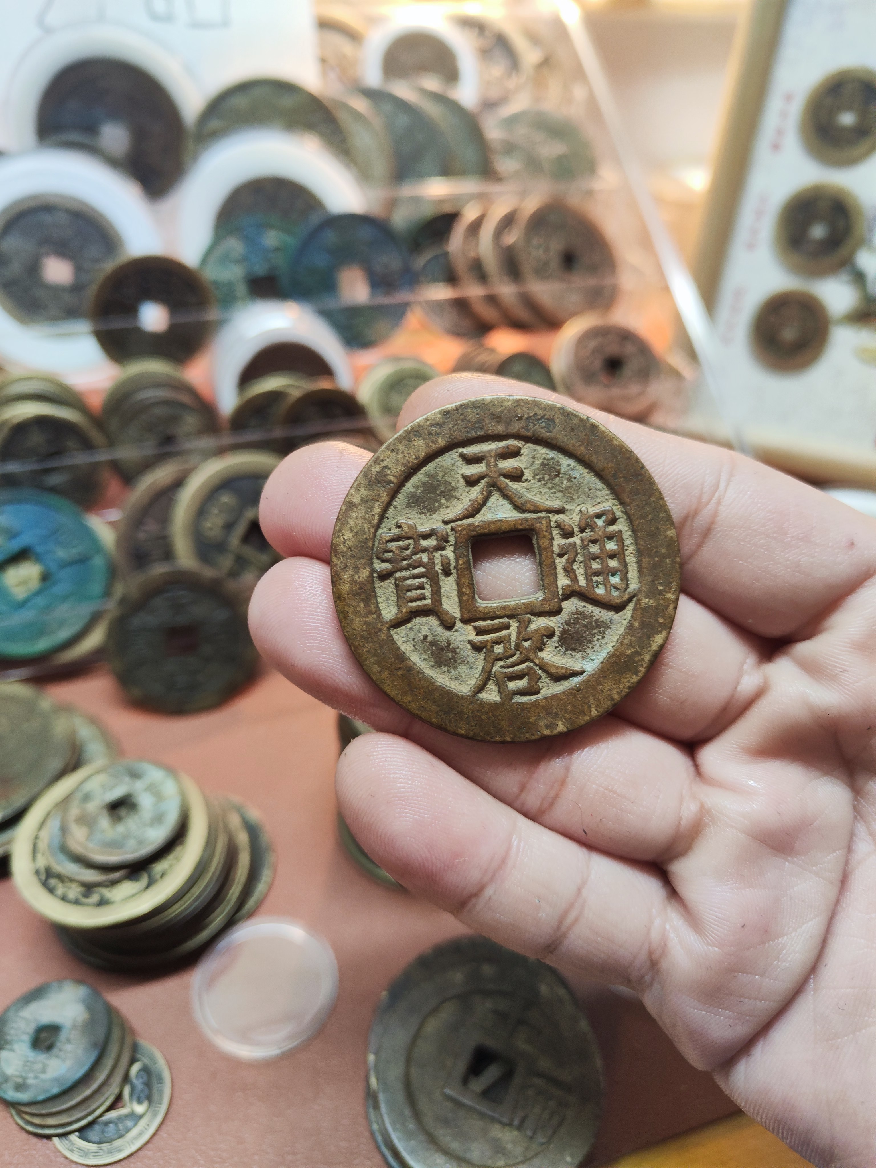 现代工艺品天启背十一两