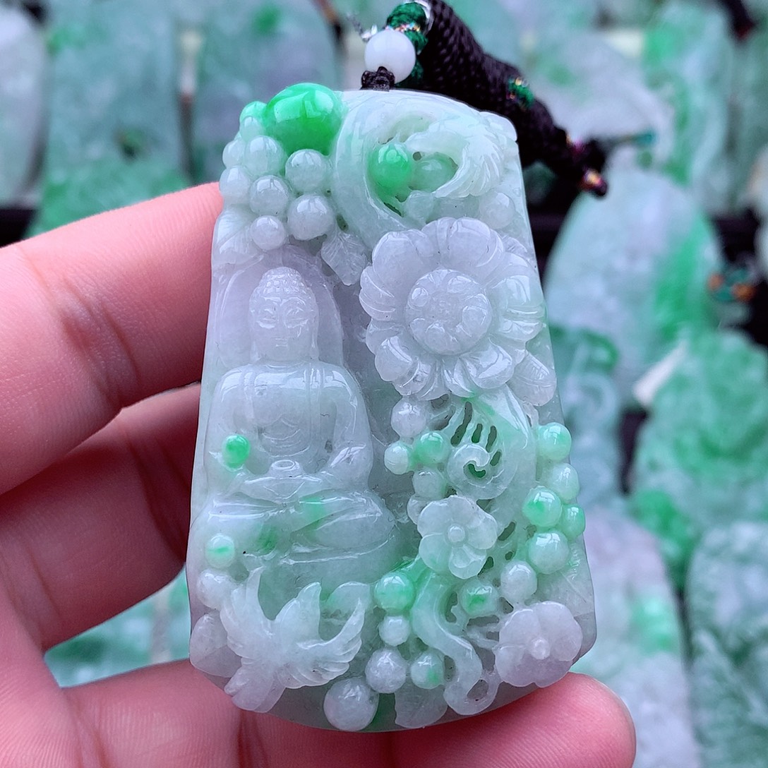 吊坠(不含链)未镶嵌翡翠