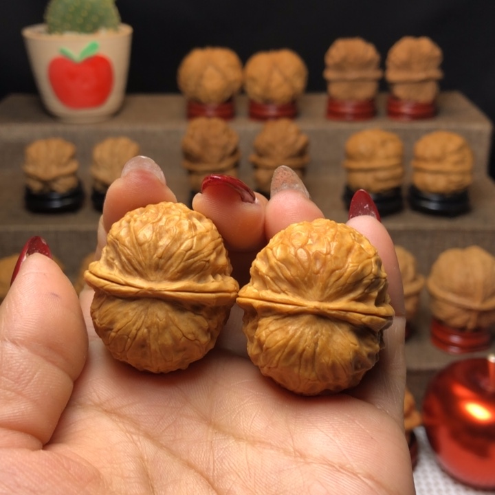 文玩核桃把件36金龟子元宝