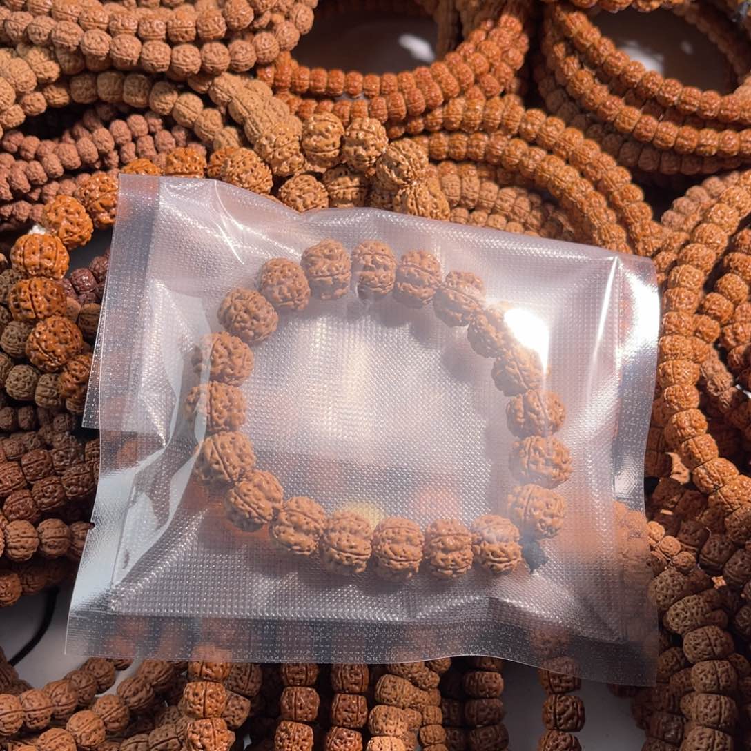 金刚菩提手串兔**鹰金刚菩提