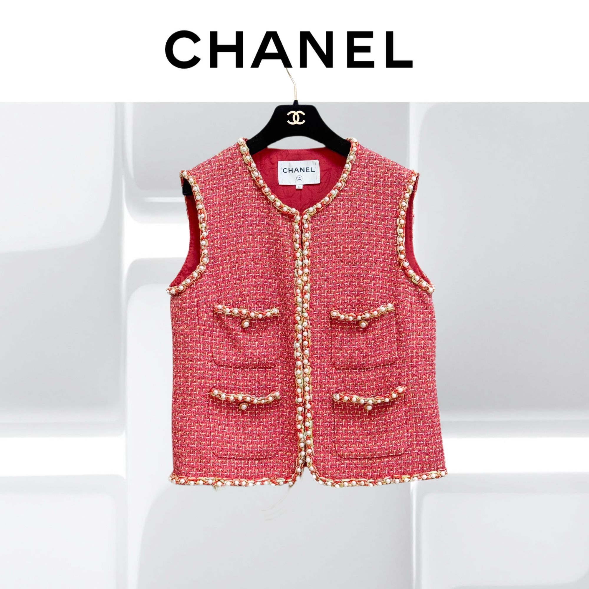99新 Chanel/香奈儿 40码红色粗花呢马甲，珍珠滚边