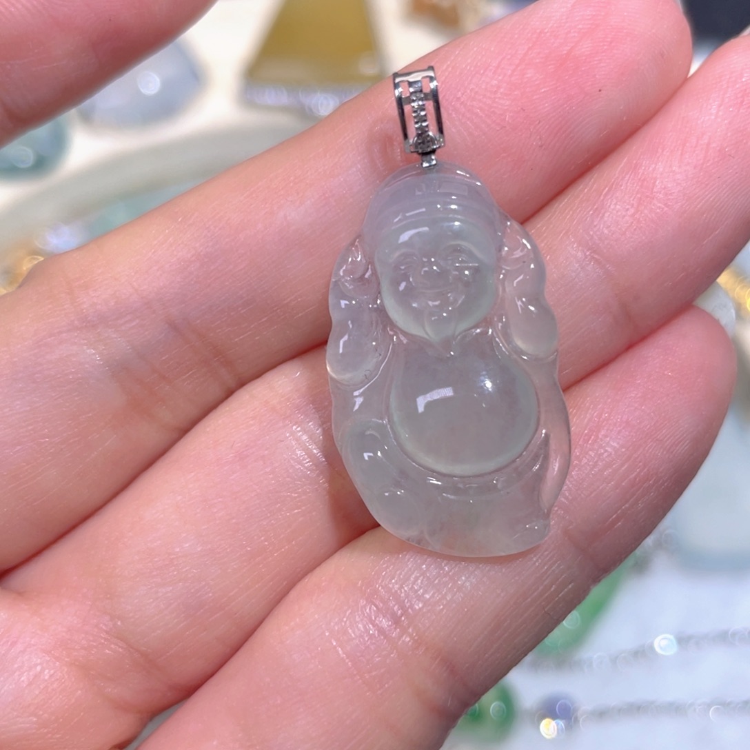 颈饰18K金镶嵌翡翠翡翠