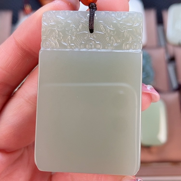 【闪购商品】和田玉颈饰未镶嵌