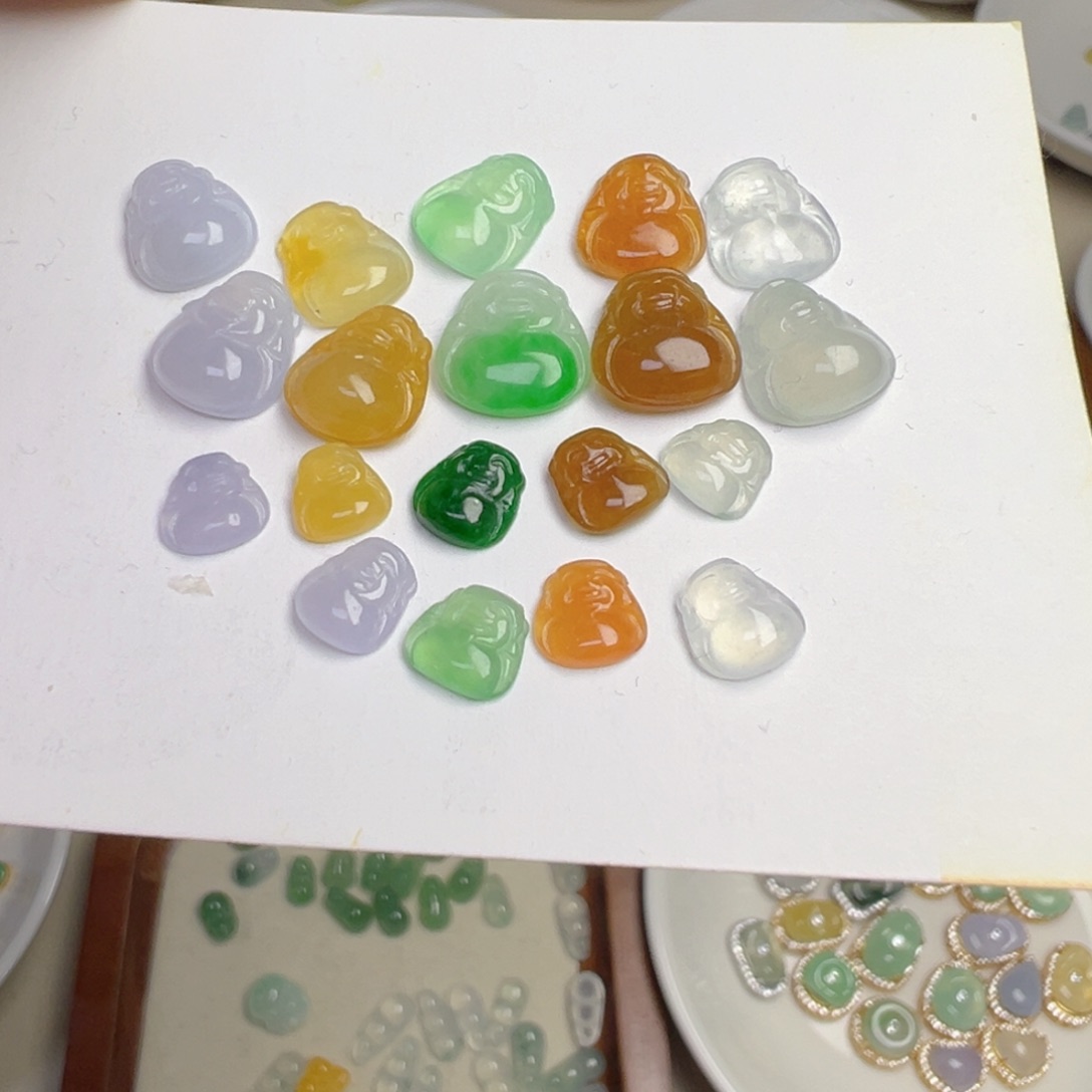 翡翠散珠五路财神