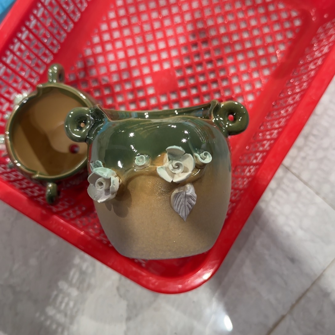 紫砂花盆瑕疵瑕疵